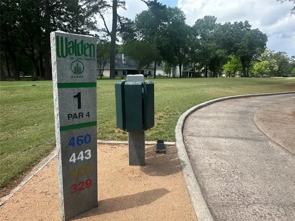 3490 Country Club Boulevard, Montgomery, TX 77356