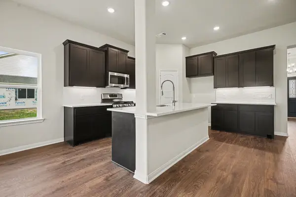 12 Cattle Drive, Bay City, TX 77414