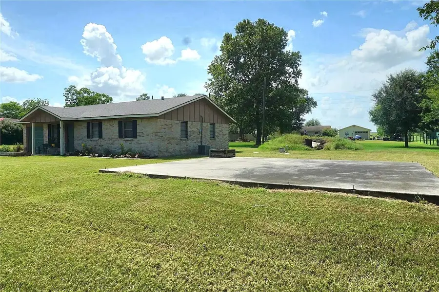 8 Albert Avenue, Victoria, TX 77905 - Image #2