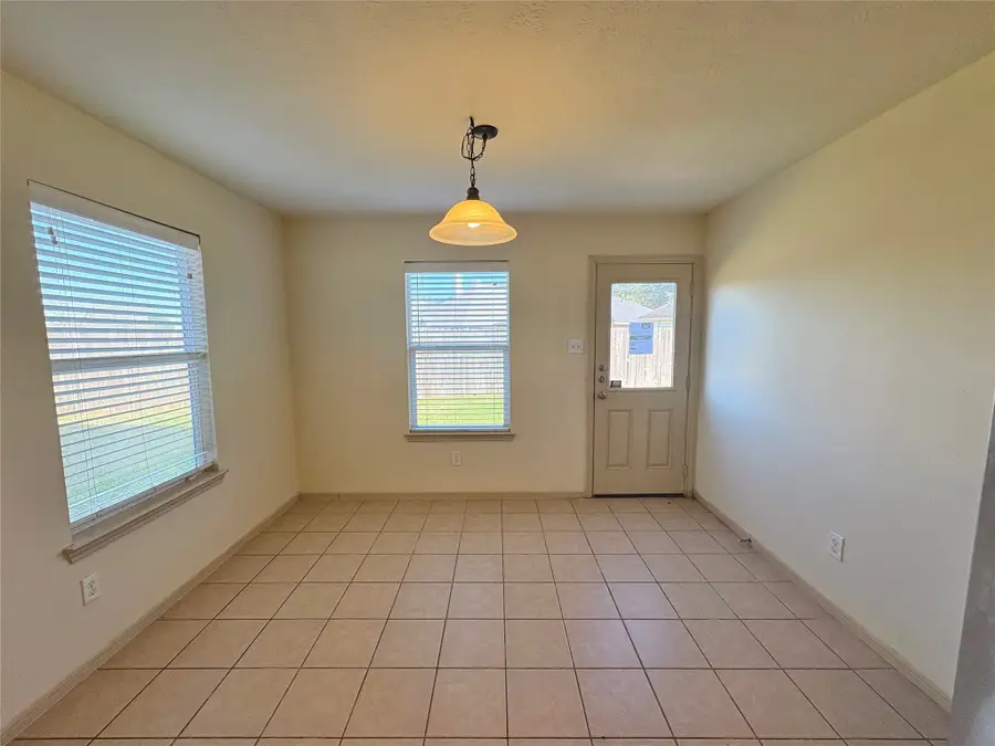 1042 Bahia Vista Drive, Richmond, TX 77406 - Image #3