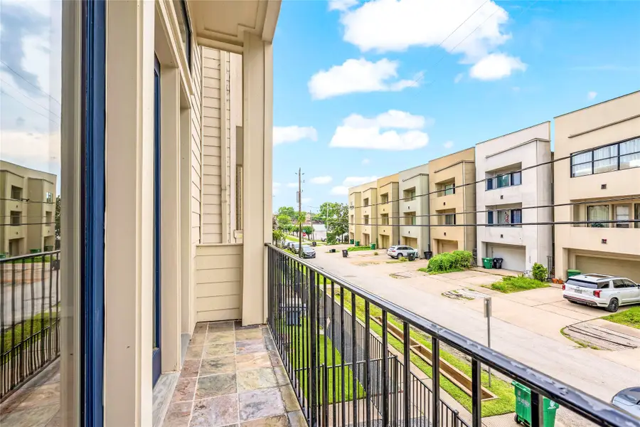 5219 Lillian Street, Houston, TX 77007 - Image #3
