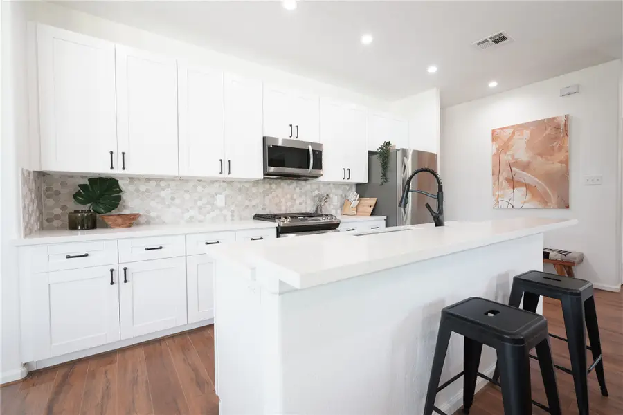 2006 Chesapeake Street, Baytown, TX 77520 - Image #3