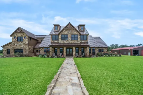 1911 County Road 370, El Campo, TX 77437
