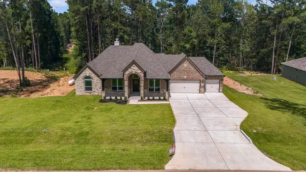 11775 Oakwood Ranch, Willis, TX 77378