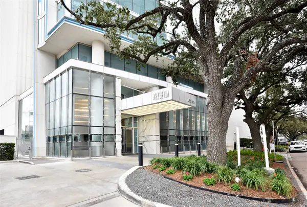 4521 San Felipe Street #1505, Houston, TX 77027