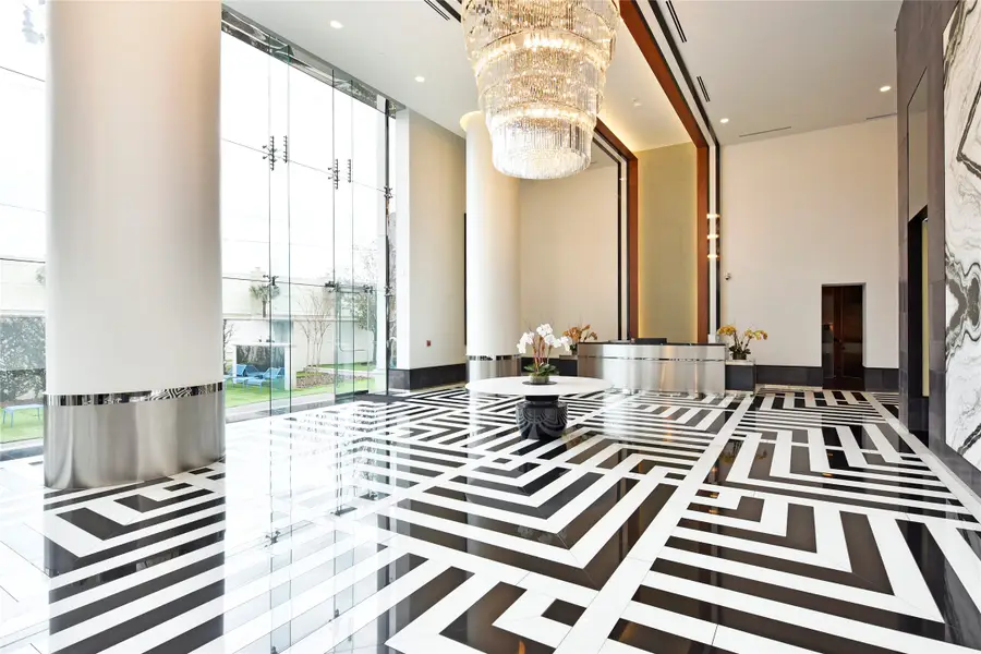 4521 San Felipe Street #1505, Houston, TX 77027 - Image #2