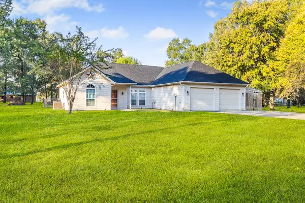 285 Lariat Lane, Livingston, TX 77351