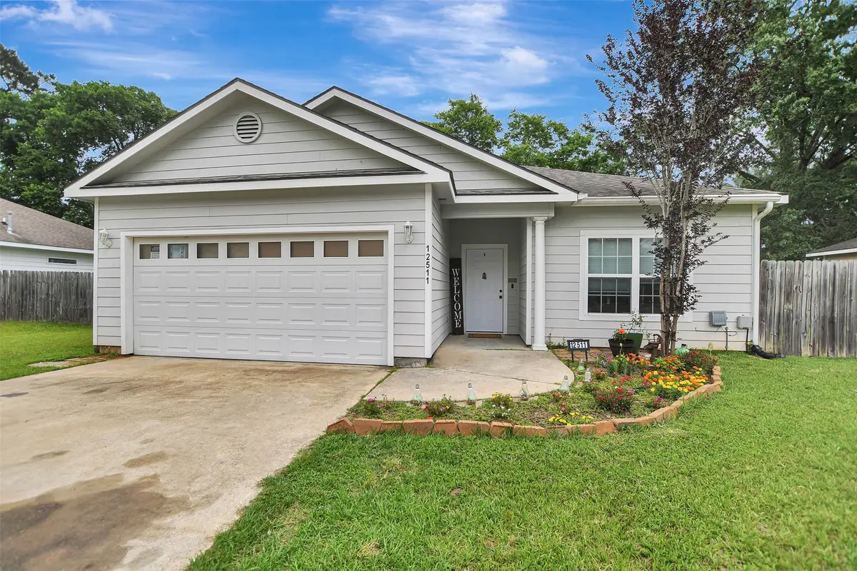 12511 Gulf Coast Dr, Willis, TX 77378 - #1