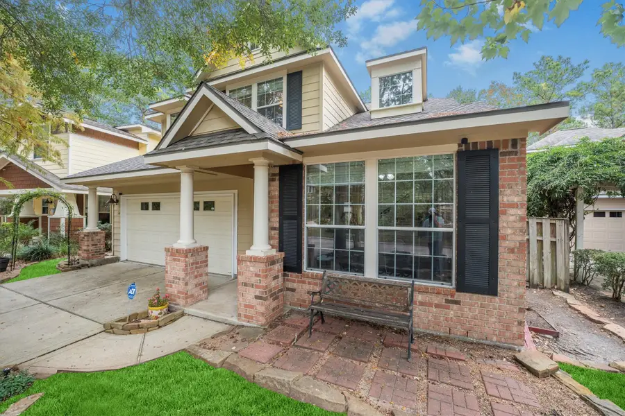 14 N Flickering Sun Circle, The Woodlands, TX 77382 - #2