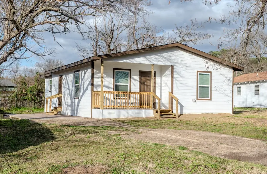 729 N Planters Street, Emory, TX 75440 - #2