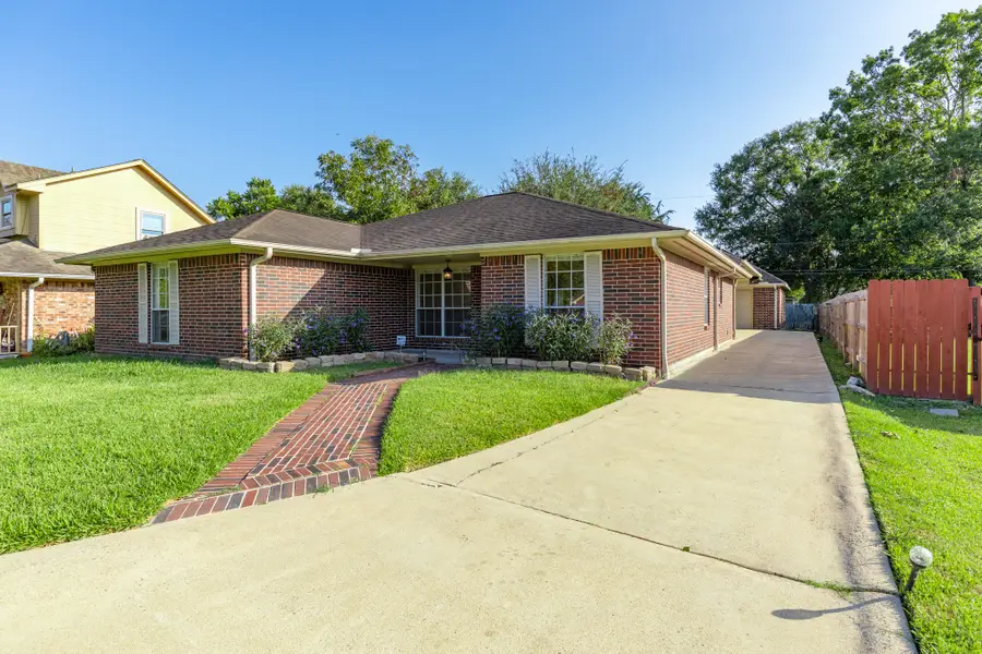 8018 Holiday Lane, Houston, TX 77075 - Image #3