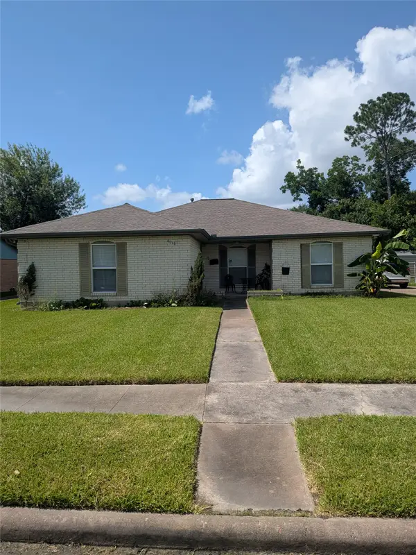 4018 Rosewin Circle, Houston, TX 77047