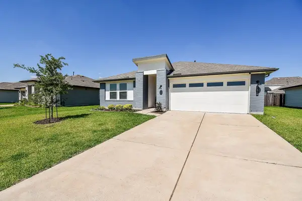 1614 Mountain Echo Drive, Richmond, TX 77469