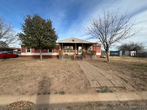 406 N Saint Benedict, Stanton, TX 79782
