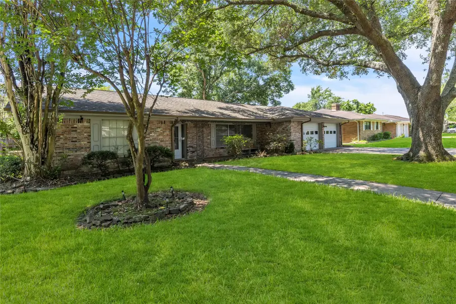 2207 Mockingbird Lane, Baytown, TX 77520 - #3