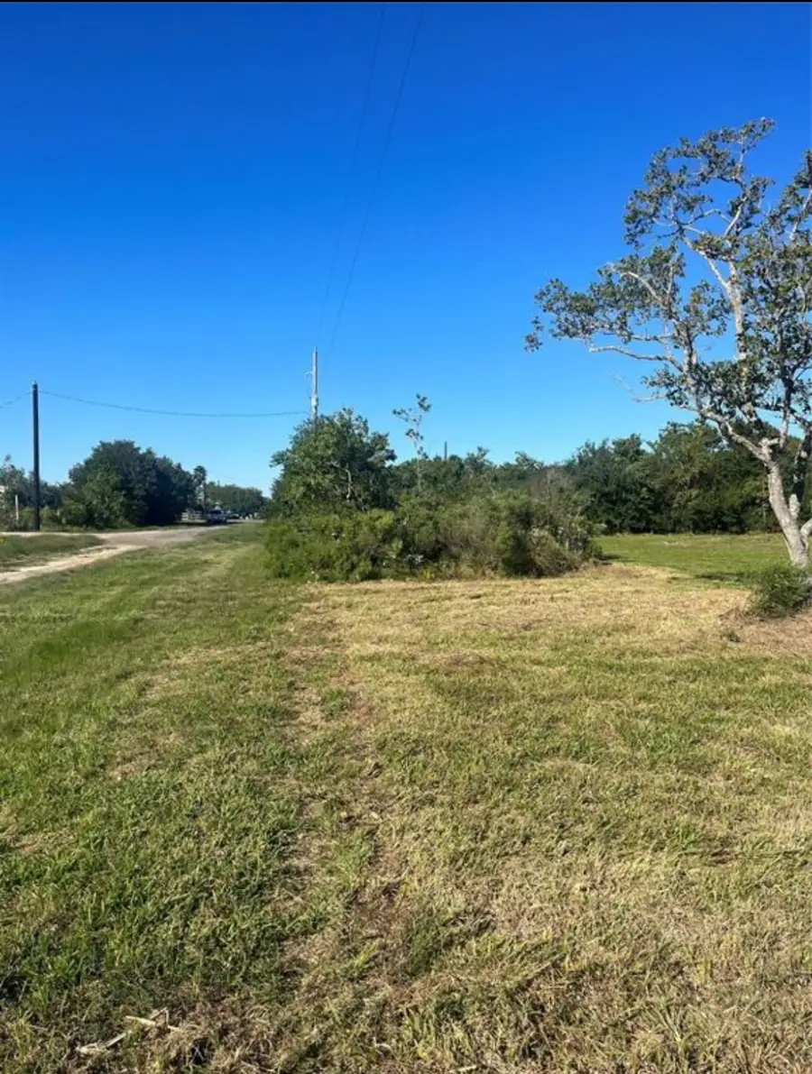 0 10th Street, San Leon, TX 77539 - Image #2