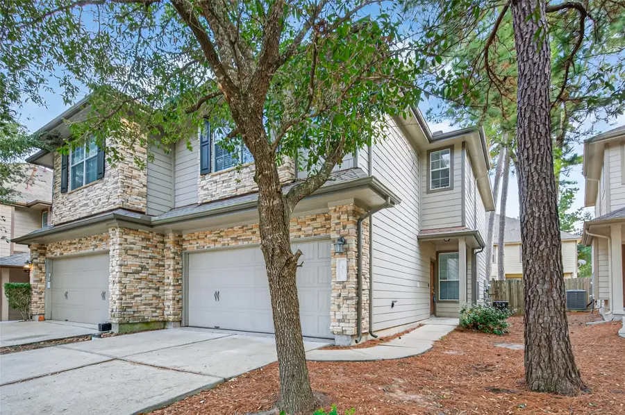31 Wickerdale Place, The Woodlands, TX 77382 - Image #2