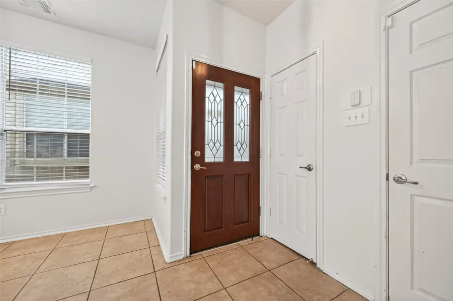 31 Wickerdale Place, The Woodlands, TX 77382 - Image #3