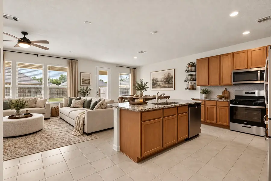 714 Allana Lane, Alvin, TX 77511 - #2