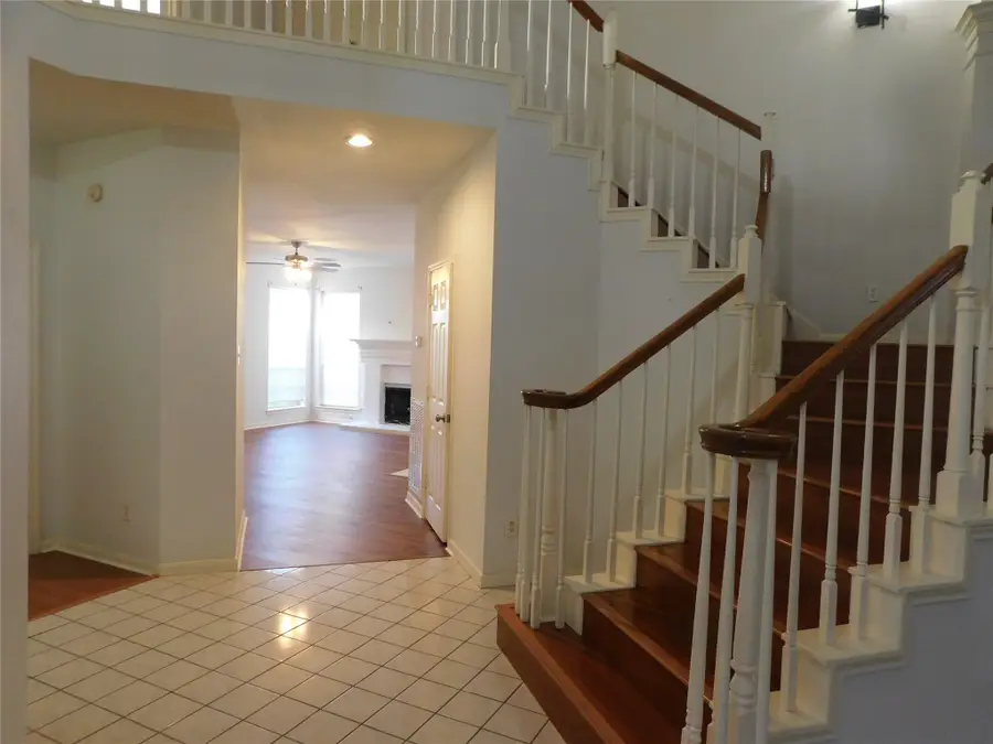 2322 Edgewood Drive, Missouri City, TX 77459 - #3