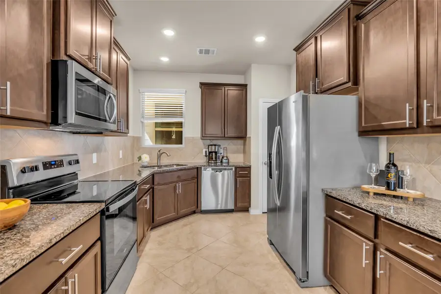 2923 Whitman Drive, Montgomery, TX 77356 - #3