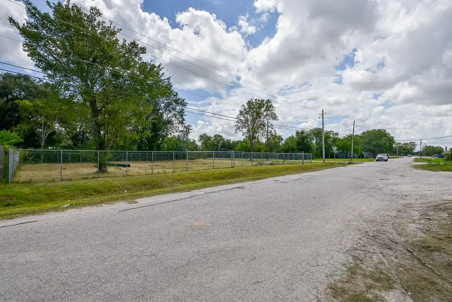 1902 Arizona Avenue, League City, TX 77573 - Image #2