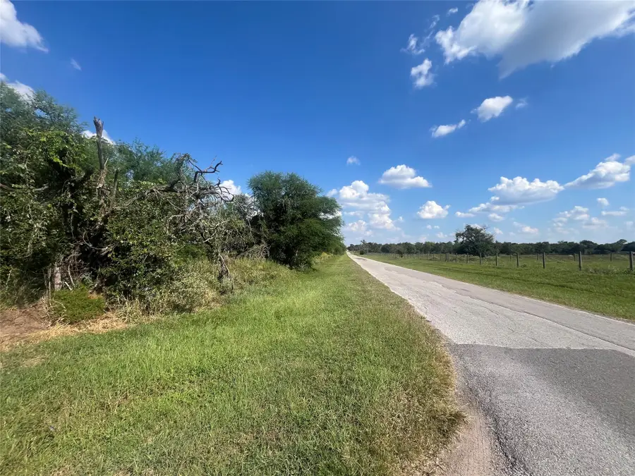 000 Campo Santo Street, San Felipe, TX 77473 - Image #3