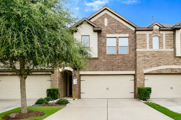3321 Harvest Meadow Lane, Rosenberg, TX 77471