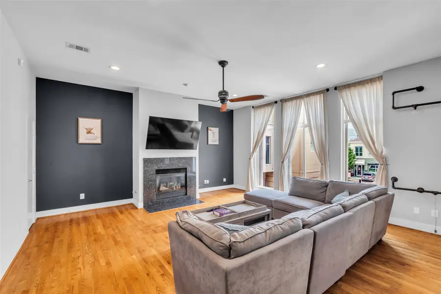 2404 Fairview Street #C, Houston, TX 77006 - Image #3