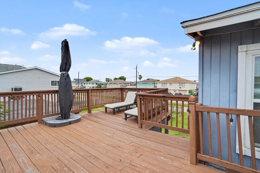 370 Ling Street, Bayou Vista, TX 77563 - #2