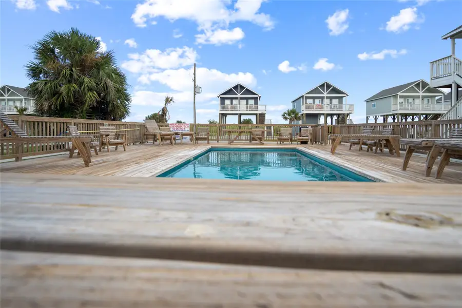 1071 Shady Lane, Gilchrist, TX 77617 - Image #3