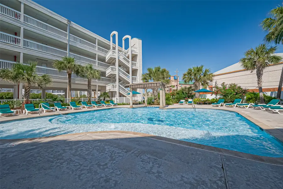 6102 Seawall Boulevard #123, Galveston, TX 77551 - Image #2