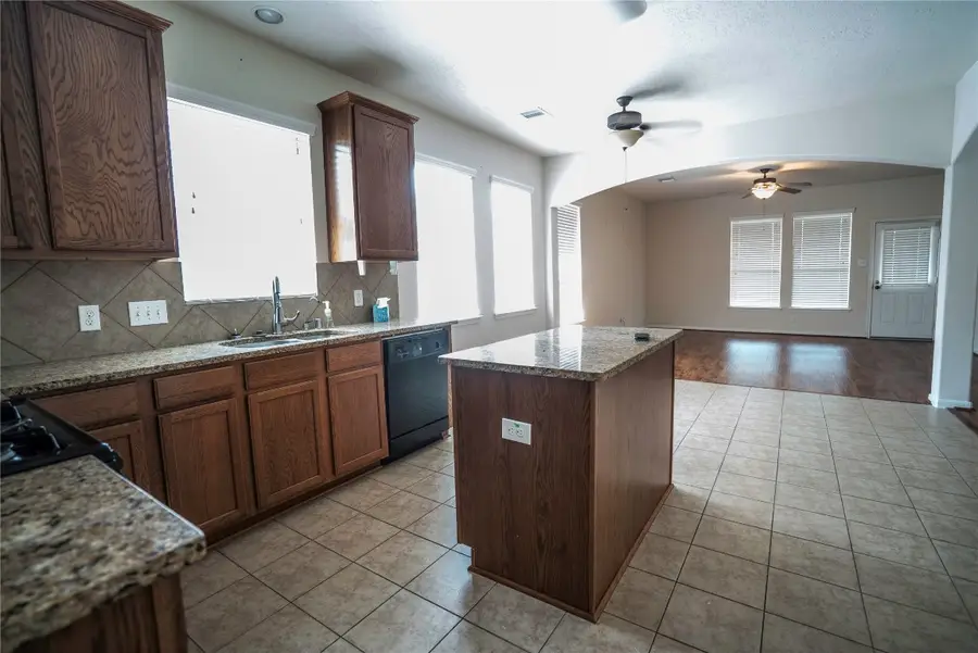 8811 Henrico Lane, Rosenberg, TX 77469 - #2