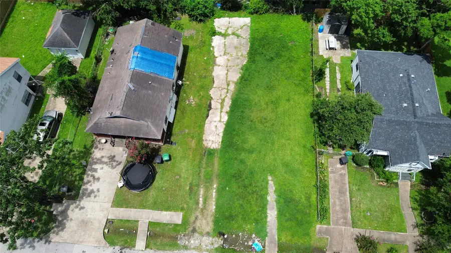 1501 Featherstone Street, Houston, TX 77020 - Image #2