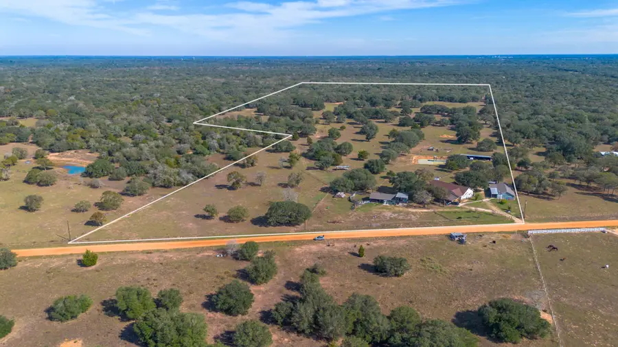 1009 Private Road 1024, Hallettsville, TX 77964 - Image #2