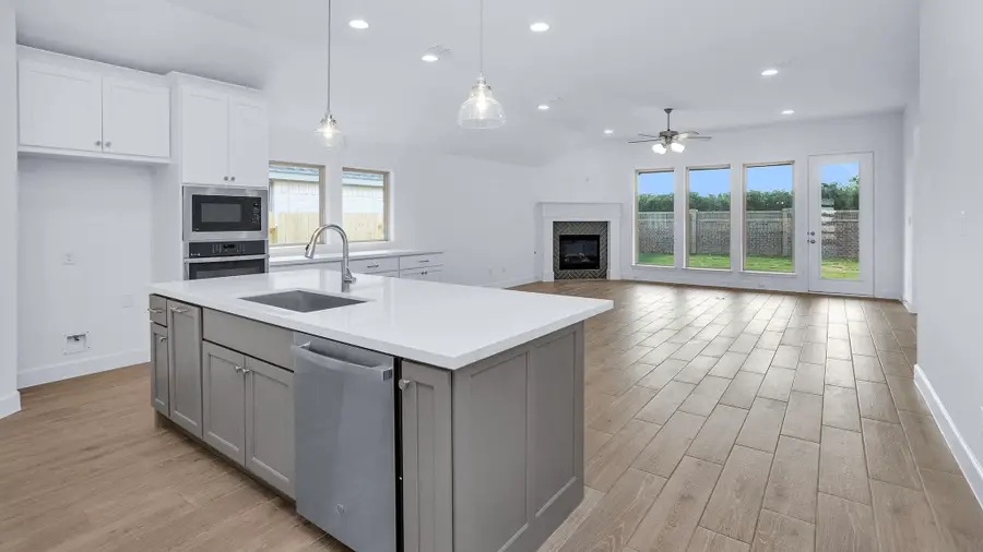 18823 Madonna Lily Court, Tomball, TX 77377 - Image #3