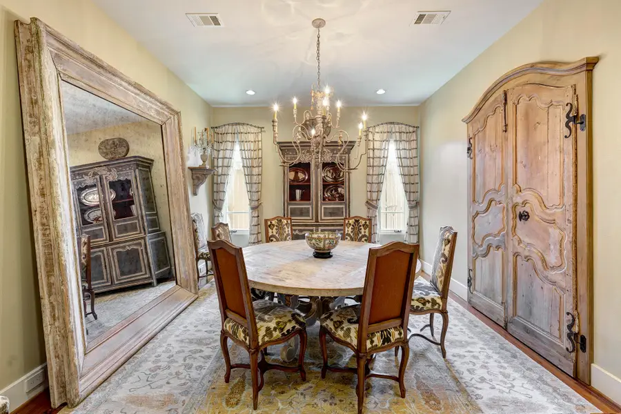 16 Lana Lane #B, Houston, TX 77027 - #3