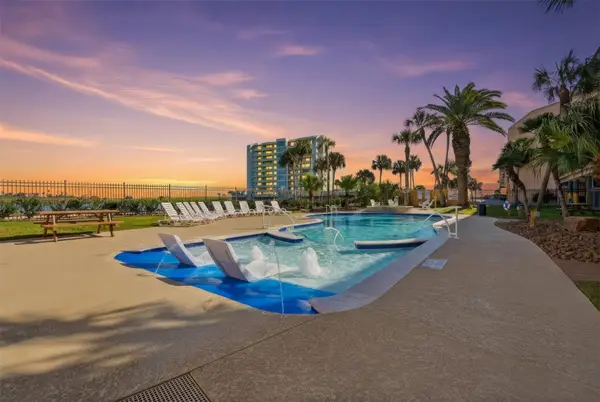 9520 Seawall Boulevard #353, Galveston, TX 77554