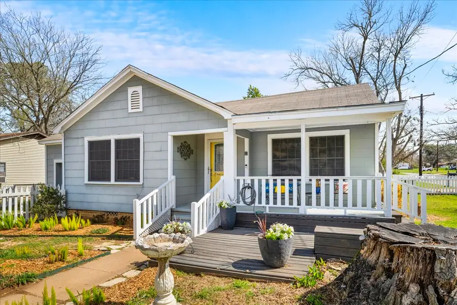 1107 Washington Street, Brenham, TX 77833 - #2