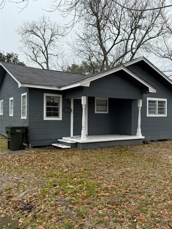 2830 Lombardy Drive, Port Arthur, TX 77642