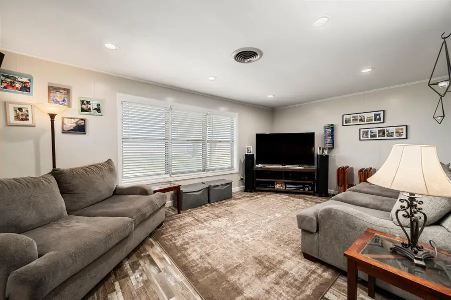 9919 Bohacek Road, Beasley, TX 77417 - Image #3