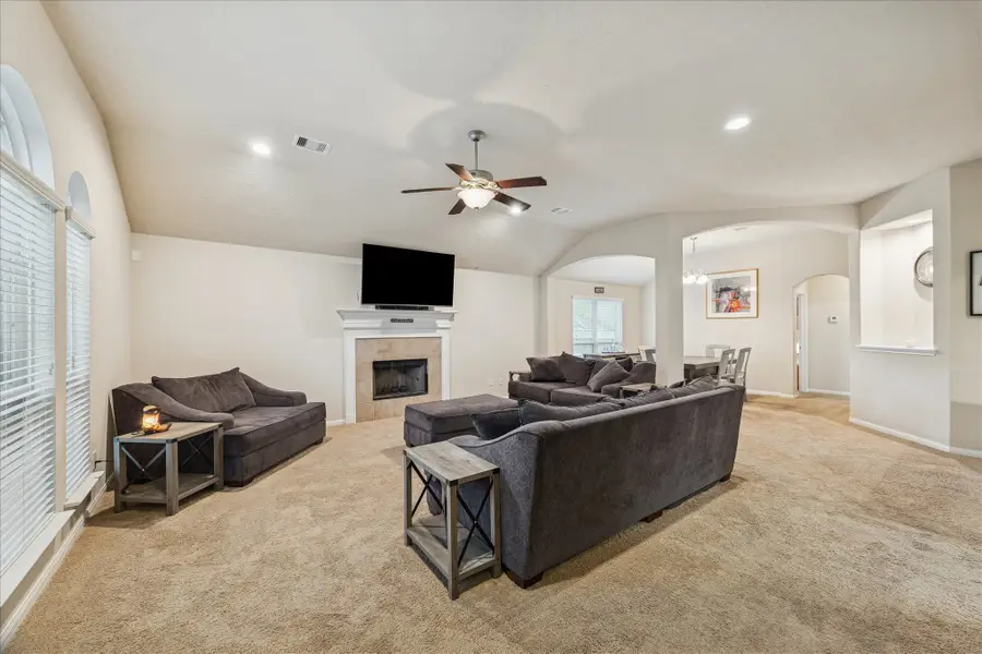3203 Pine Hollow Circle, Montgomery, TX 77356 - #3