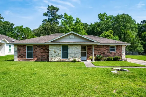 1041 Magnolia Point Drive, Huffman, TX 77336