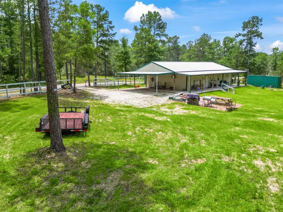 95 Sunrise Loop, Huntsville, TX 77320 - Image #3