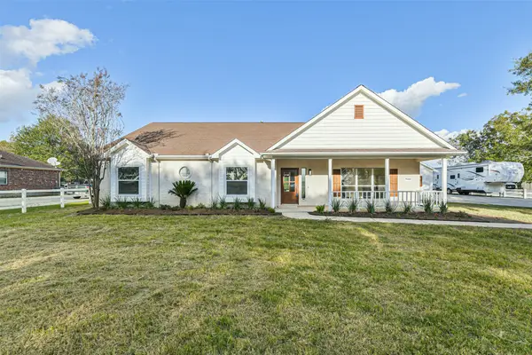 2284 Fm-1094, Sealy, TX 77474