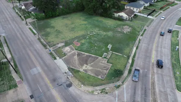 7003 Woodridge Drive, Houston, TX 77087