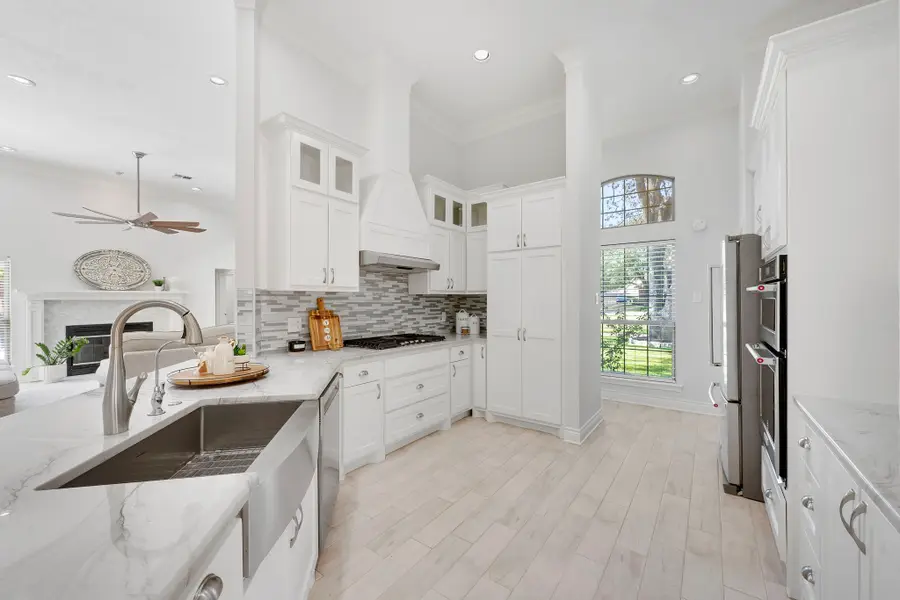 704 Dover Drive, College Station, TX 77845 - Image #3