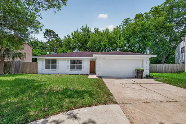 1415 Whispering Pine Drive, Missouri City, TX 77489