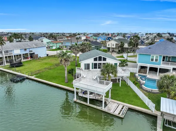 22218 Matagorda Drive, Galveston, TX 77554