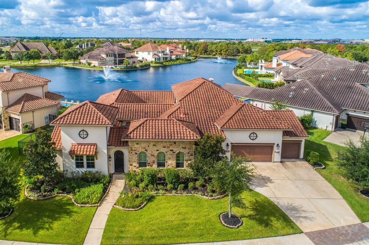 103 Walton Water Way Lane, Fulshear, TX 77441 - Image #1